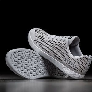 Women No bull suede trainer light grey